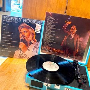 Kenny Rogers Greatest Hits! Cellophane w/ price!Vintage Vinyl, original owner!🔥